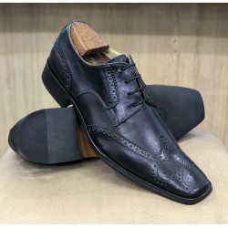Loake *Moore black brogue...